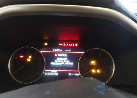 2023 Mitsubishi Outlander Es 2.5 S-Awc z USA, uszkodzony, nr VIN JA4J4TA88PZ015540